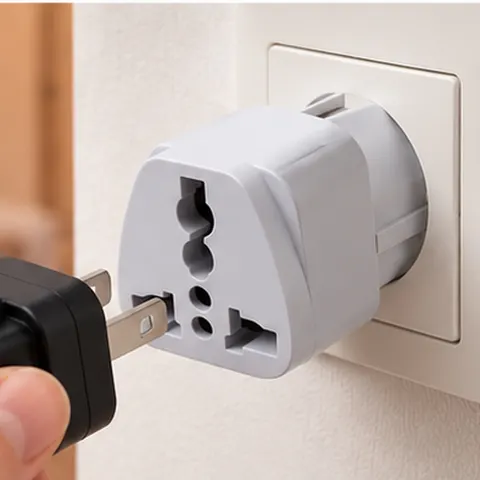 Univerzalni potovalni adapter za EU vtičnice — slika 4